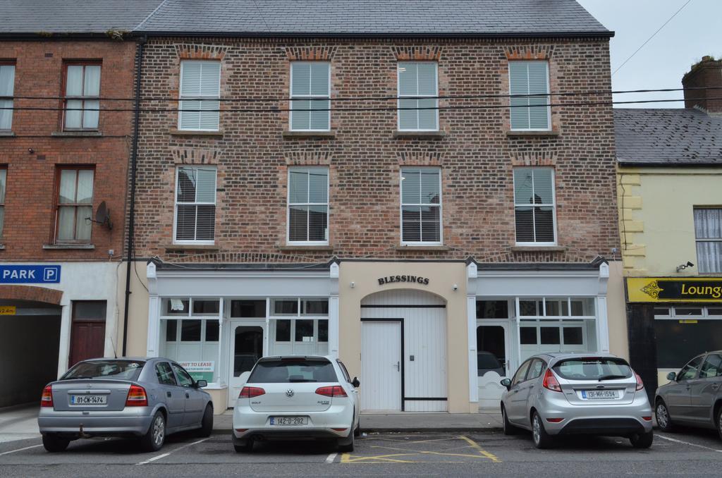 Blessings Studio Apartments Cootehill Exterior foto